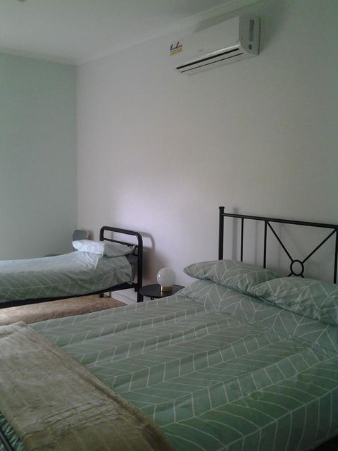 Hilltop Escape - Accommodation Yamba 5