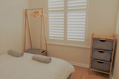 Henley Beach South, Amazing Views, Huge Private Balcony! - Accommodation Yamba 13