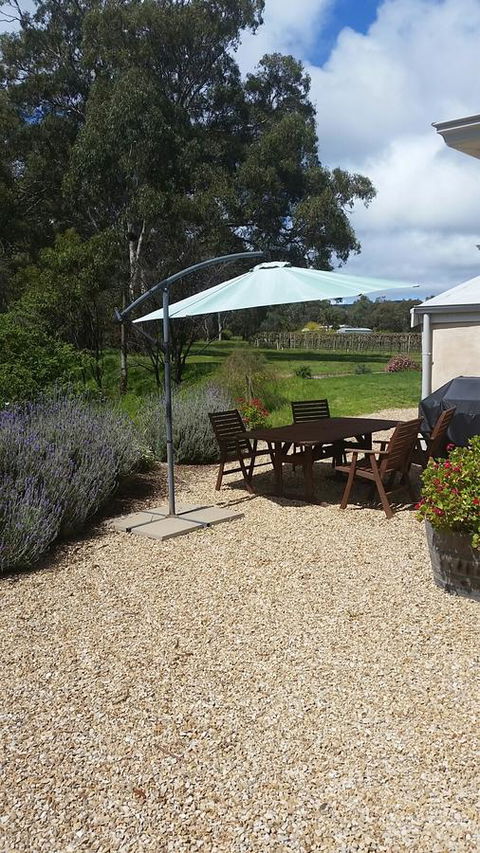 Peppermint Farm Cottage - Accommodation Yamba 0