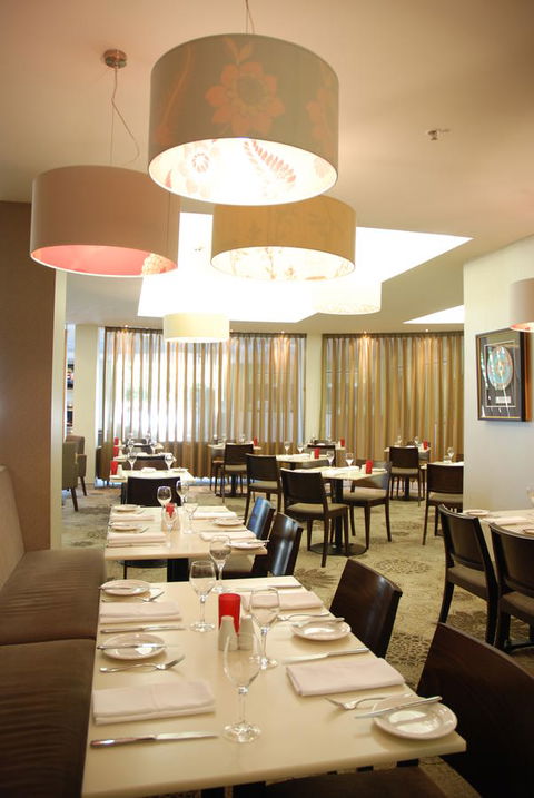 HotelMOTEL Adelaide - Accommodation Yamba 13
