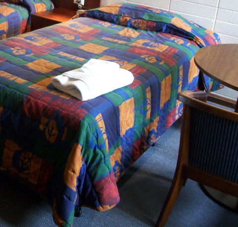 HotelMOTEL Adelaide - Accommodation Yamba 5