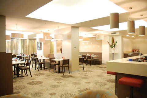 HotelMOTEL Adelaide - Accommodation Yamba 10