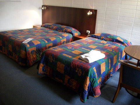 HotelMOTEL Adelaide - Accommodation Yamba 7
