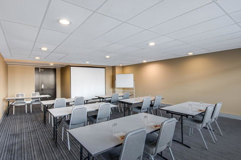 Adina Apartment Hotel Wollongong - Accommodation Yamba 36