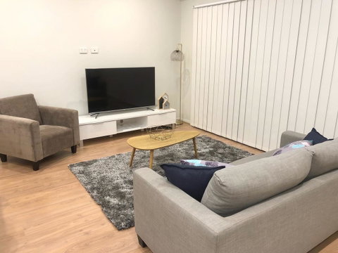 MODERN SPACIOUS 3 BR HOME - NEAR BEACH & AIRPORT - Accommodation Yamba 7