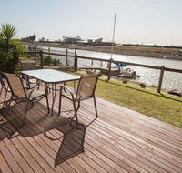 Waterfront on Jefferson at Wellington Marina SA - Accommodation Yamba