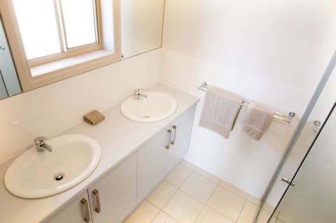 Waterfront On Jefferson, At Wellington Marina, SA - Accommodation Yamba 11