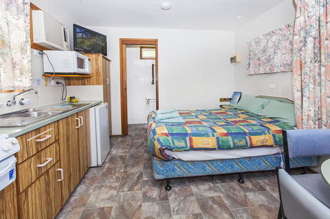 Echo Holiday Parks - Naracoorte - Accommodation Yamba 11