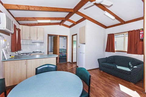 Echo Holiday Parks - Naracoorte - Accommodation Yamba 12