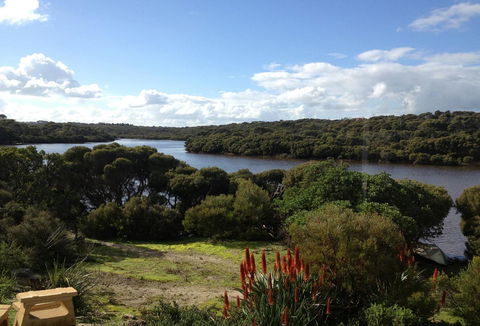 Camelot - Accommodation Yamba 4