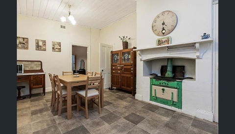Treasured Memories Cottage - Accommodation Yamba 4