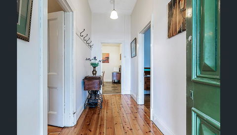 Treasured Memories Cottage - Accommodation Yamba 7