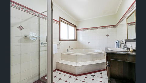 Treasured Memories Cottage - Accommodation Yamba 6