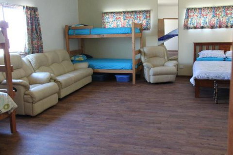 LAS ARENAS - The Sands - BEACH HOUSE - Accommodation Yamba 4