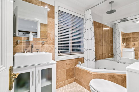 Aldgate Creek Cottage Bed And Breakfast - Accommodation Yamba 12