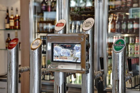 Walkers Arms Hotel - Accommodation Yamba 9
