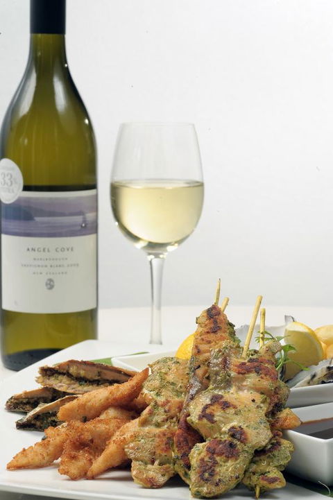 Walkers Arms Hotel - Accommodation Yamba 20