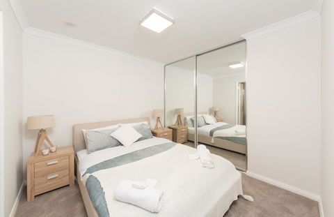 Yaran Suites - Accommodation Yamba 44