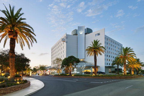 Crown Promenade Perth - Accommodation Yamba 0