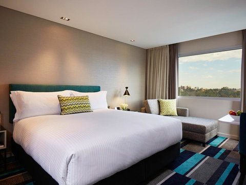 Crown Promenade Perth - Accommodation Yamba 17