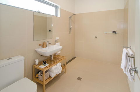 Margaret River Beach Studios - Accommodation Yamba 2