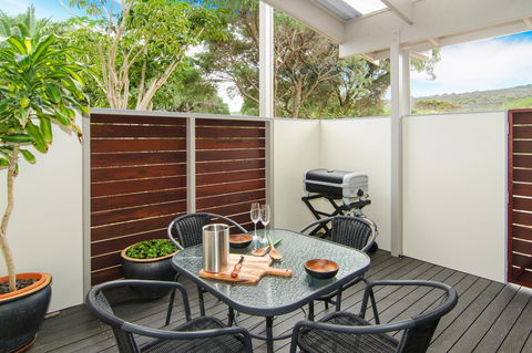 Margaret River Beach Studios - Accommodation Yamba 0
