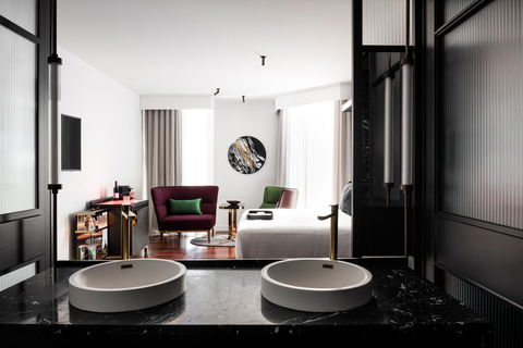 QT Perth - Accommodation Yamba 27