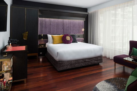 QT Perth - Accommodation Yamba 23