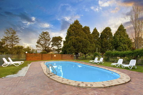 Armidale Tourist Park - Accommodation Yamba 2
