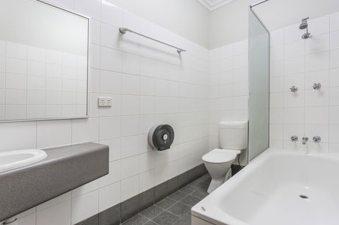The Emperors Crown Hostel - Accommodation Yamba 26
