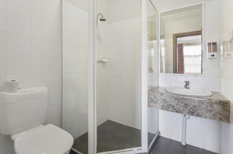 The Emperors Crown Hostel - Accommodation Yamba 20