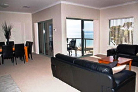 Boardwalk By The Beach - Accommodation Yamba 7