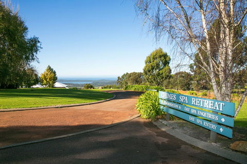 Chimes Spa Retreat - Accommodation Yamba 29