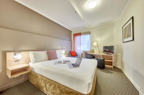 Ibis Perth - Accommodation Yamba 13