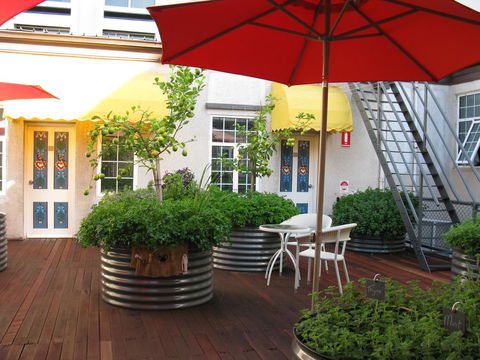 European Hotel - Accommodation Yamba 7
