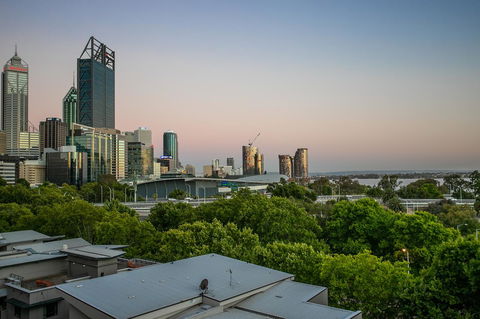 Perth Short Stays - Accommodation Yamba 4