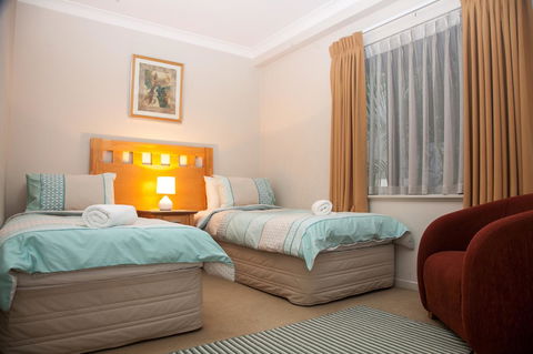 Perth Short Stays - Accommodation Yamba 3