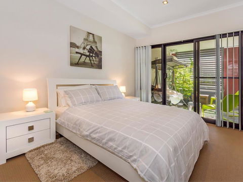 Home Apartment - Perth City Centre - Free WiFi - Accommodation Yamba 5
