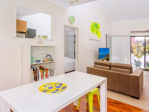 Home Apartment - Perth City Centre - Free WiFi - Accommodation Yamba 6