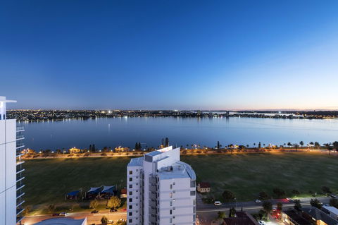 Pan Pacific Perth - Accommodation Yamba 7