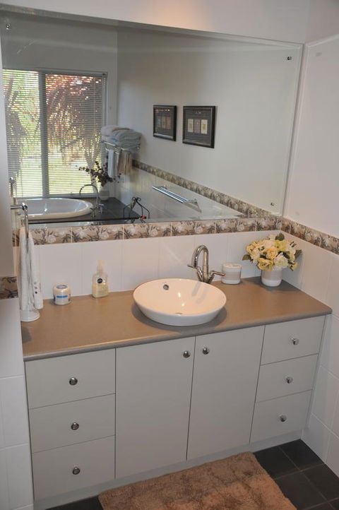 Glenelg On King Bed & Breakfast - Accommodation Yamba 25