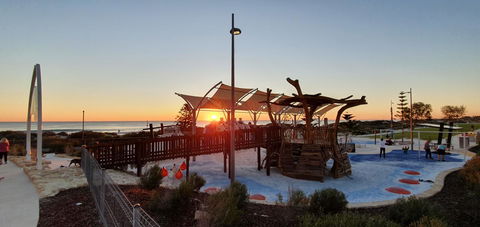 West Beach Lagoon 220 Stylish And Cozy - Accommodation Yamba 24