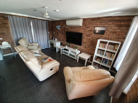 Ocean Beach Chalet 18 - Accommodation Yamba 4