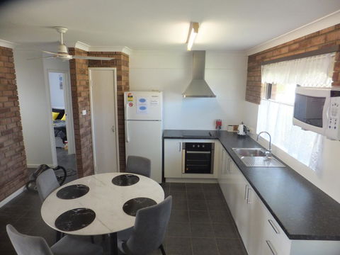 Ocean Beach Chalet 18 - Accommodation Yamba 17