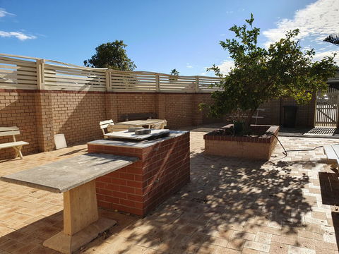 Ocean Beach Chalet 18 - Accommodation Yamba 12