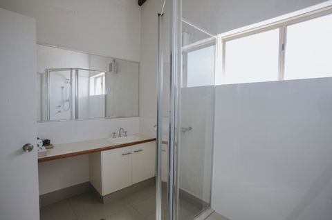 Canal Rocks Beachfront Apartments - Accommodation Yamba 13
