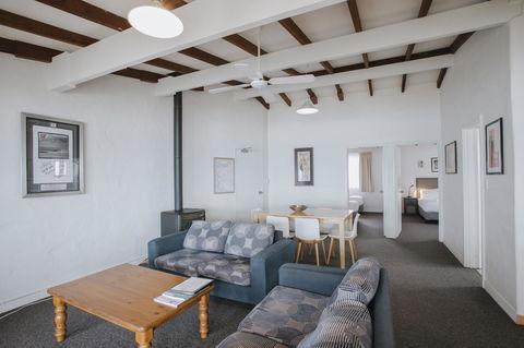 Canal Rocks Beachfront Apartments - Accommodation Yamba 38