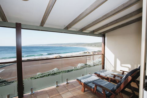 Canal Rocks Beachfront Apartments - Accommodation Yamba 18