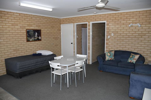 Kalbarri Seafront Villas - Accommodation Yamba 15