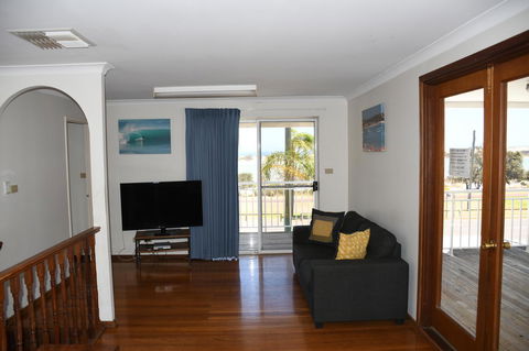 Kalbarri Seafront Villas - Accommodation Yamba 5
